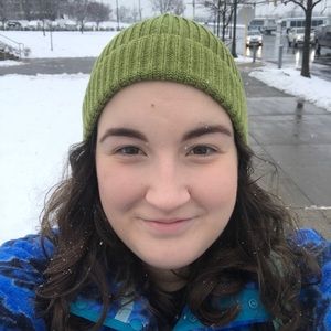 Meet your Posher, Hannah